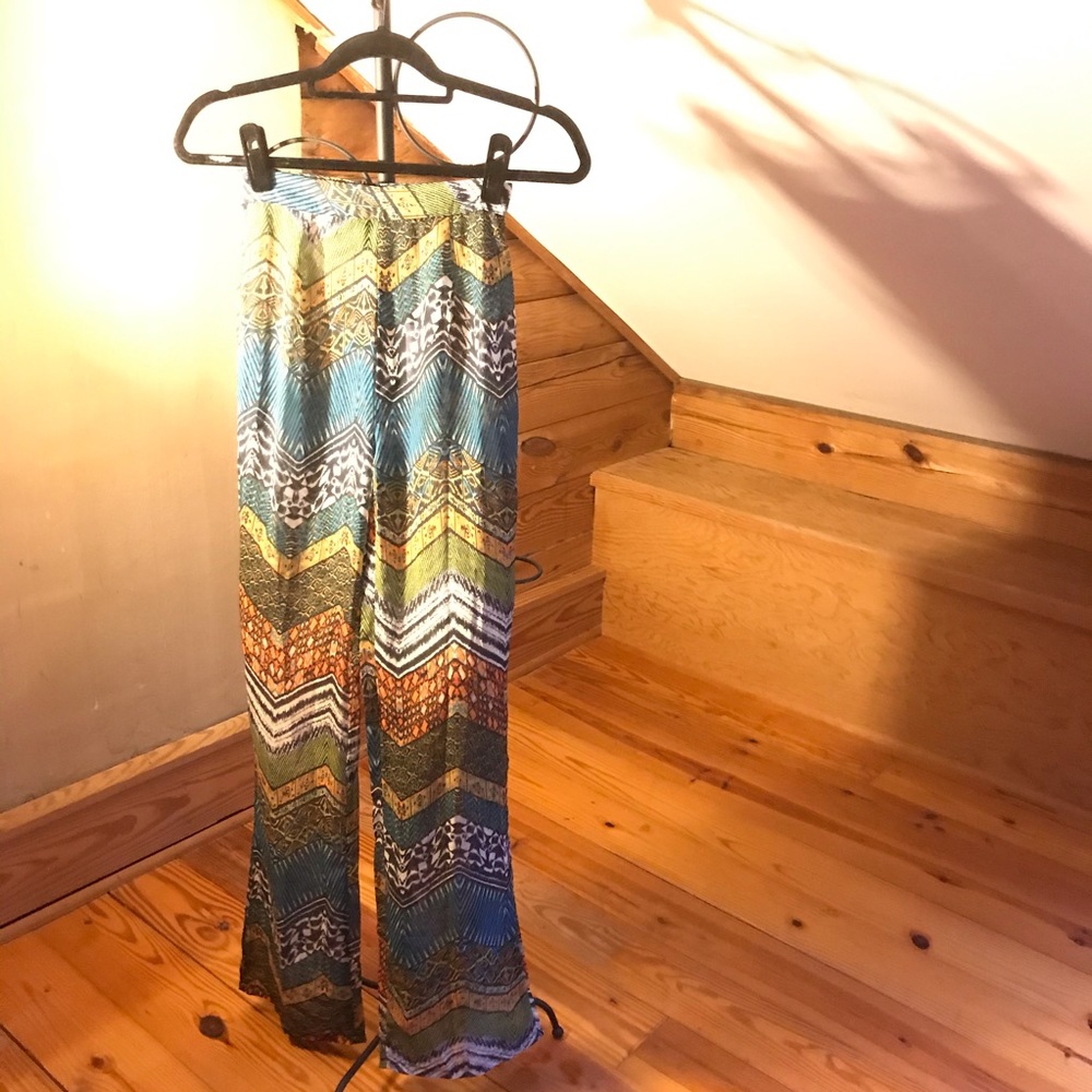 Pretty Little Thing Flowy High-Waisted Pants, NWT